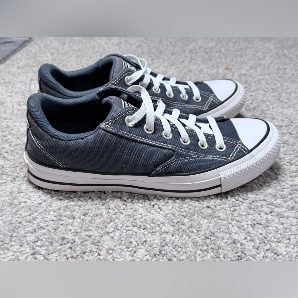 Converse All Star Low Top Sneakers Gray Canvas Lace Up Men’s 9 Women’s 11